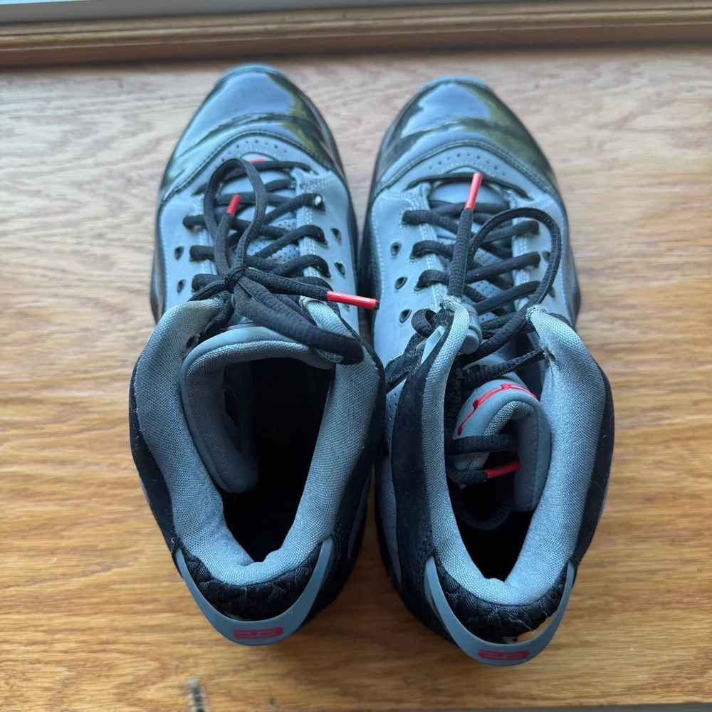 Mens Air Jordan B’Loyal Gray and Black Sneakers - Picture 3 of 7